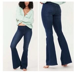 Penny Pull-On Flare Jean Size 25R